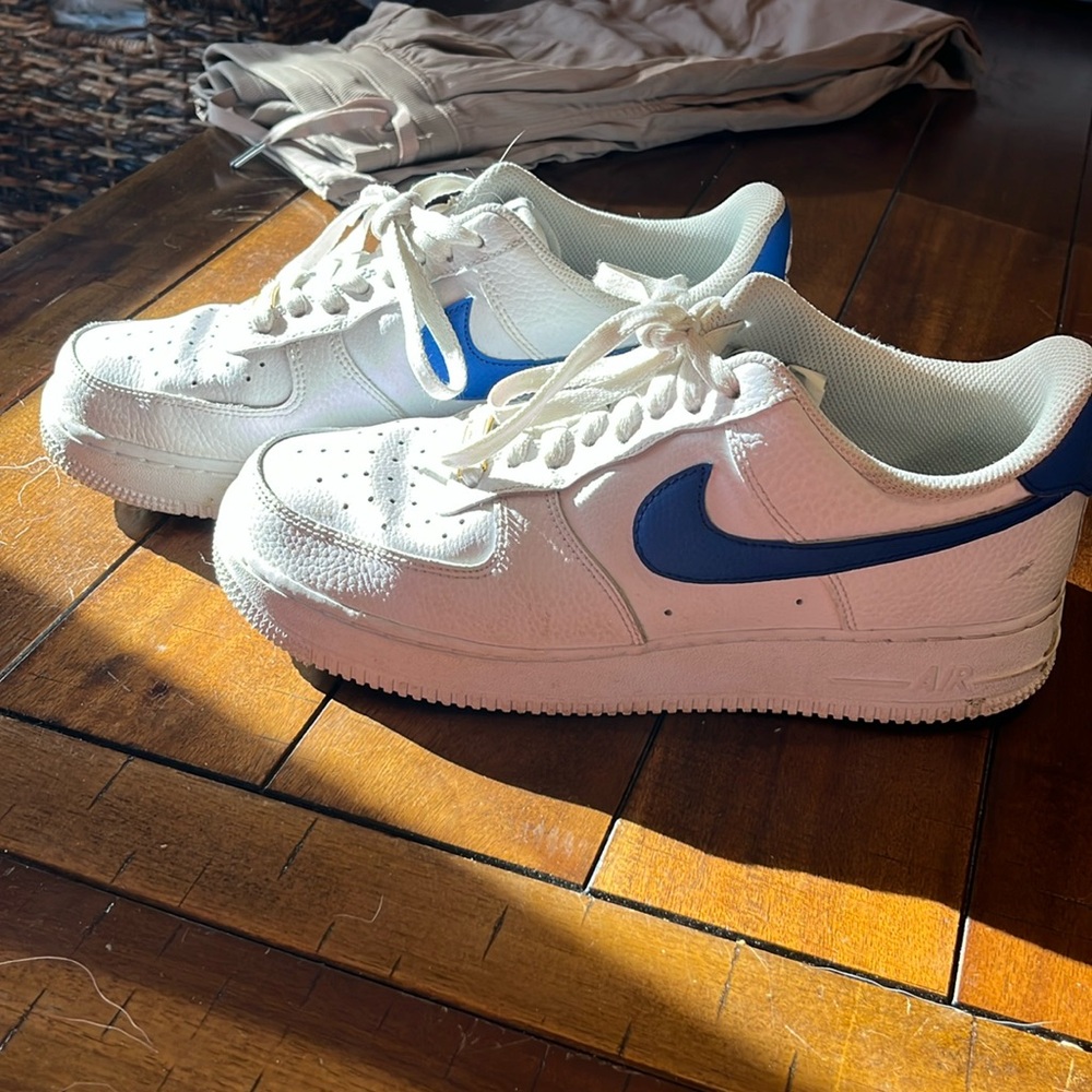 Nike Air Force 1